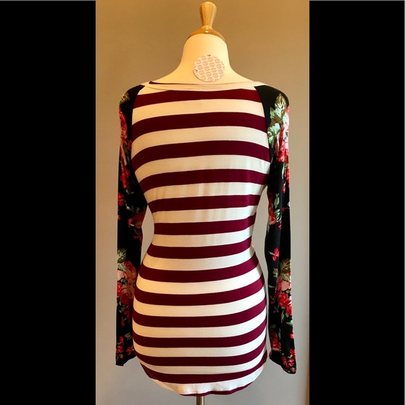 Stripe floral top - Picture 2 of 2